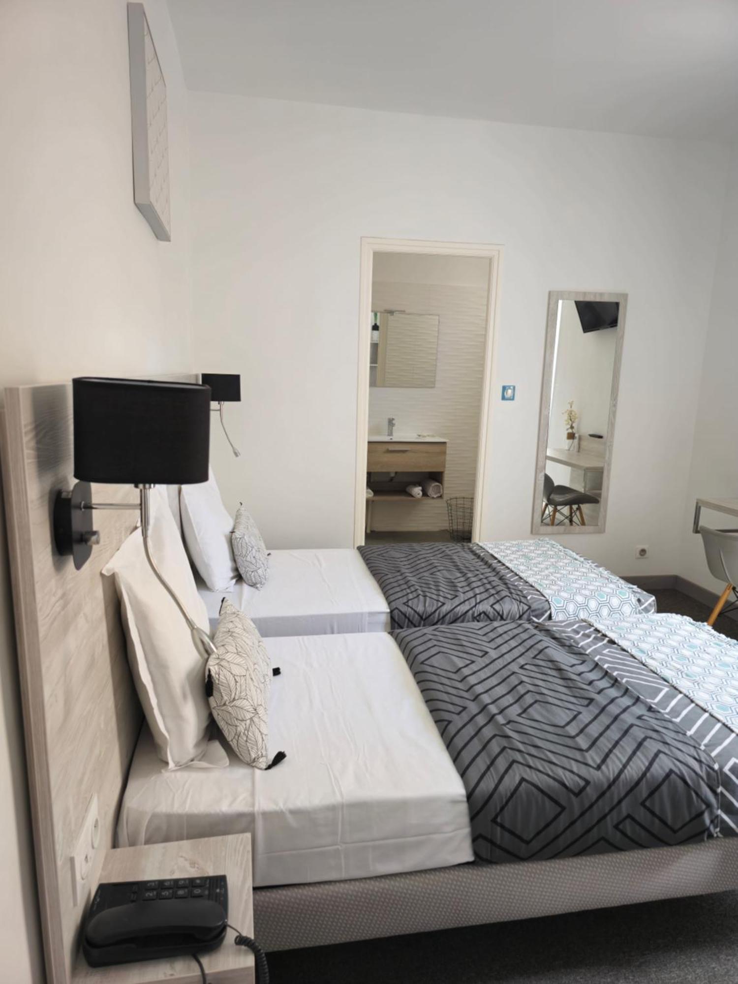 Hotel L'Alsace-Gare Sncf Narbonne Dış mekan fotoğraf